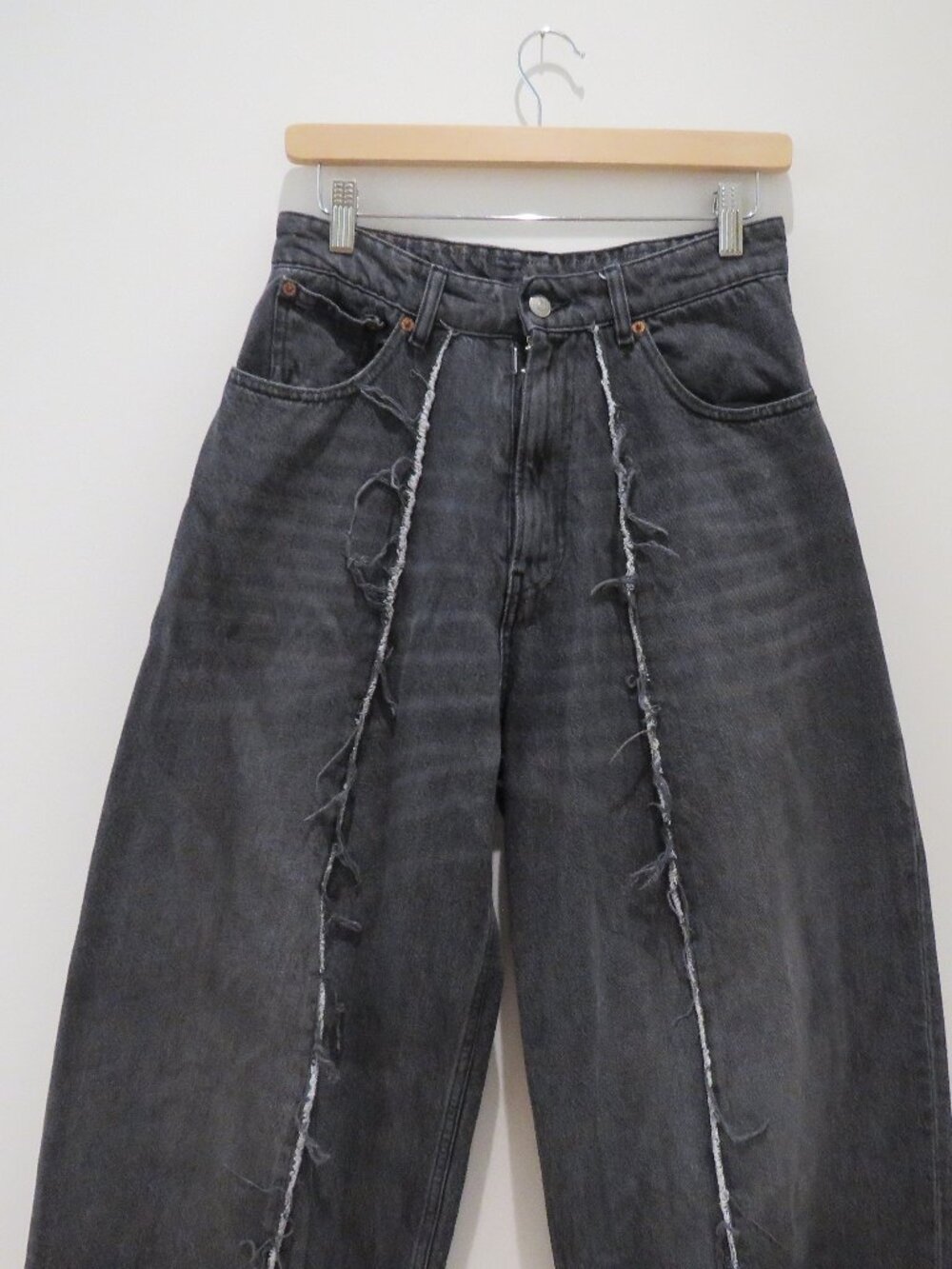 MM6 MAISON MARGIELA Gray Raw Edge Wide Leg Jeans Size 29 Avant Garde Minimalist - Picture 4 of 14